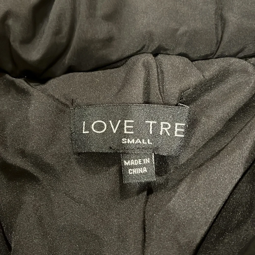 Love Tree Peyton Puffer Jacket - BLACK / Small / NWOT